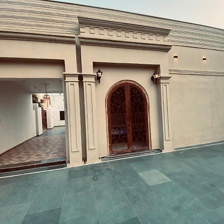 Solitaire Gardens Near Airport لاكناو المظهر الخارجي الصورة